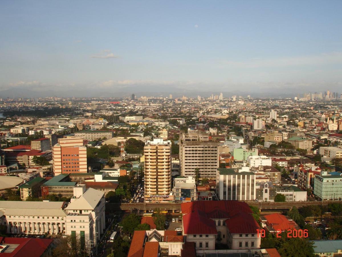 67 Sqm. Condo Unit In Robinson Place Residences Manila Kültér fotó