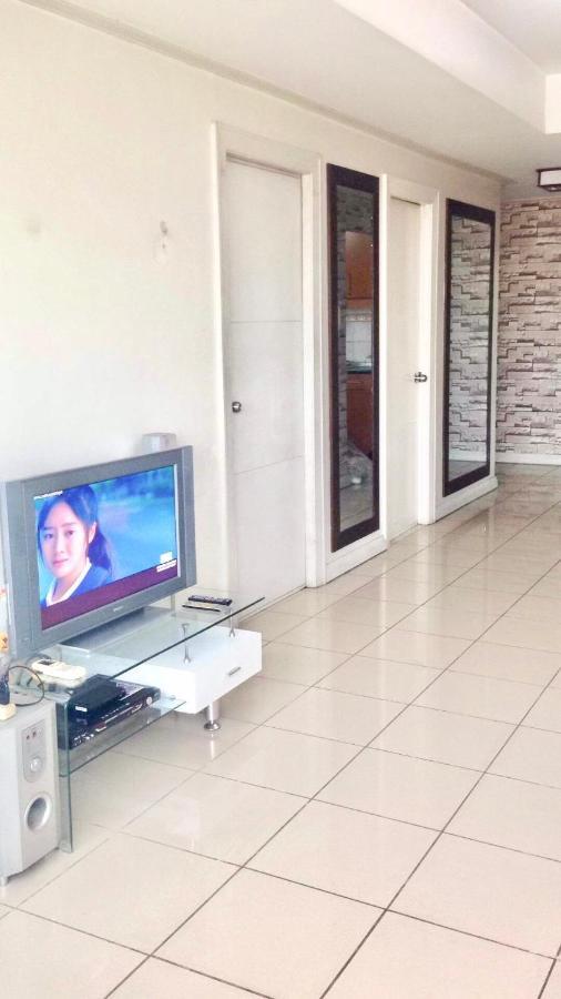 67 Sqm. Condo Unit In Robinson Place Residences Manila Kültér fotó